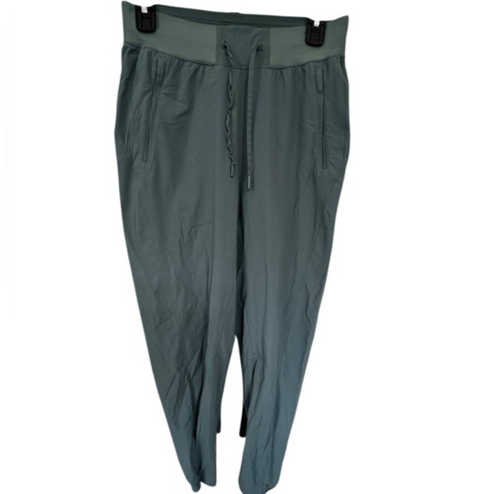 Lululemon olive green joggers